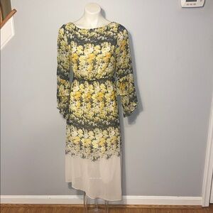 Mint Velvet ladies NWT Bianca Print Midi dress. Yellow floral asymmetrical.